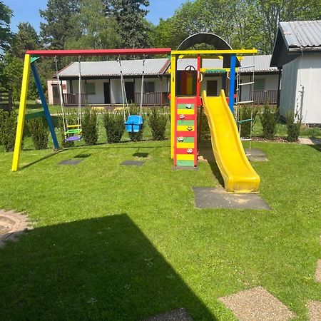 Villa Gracia Patince Eksteriør billede