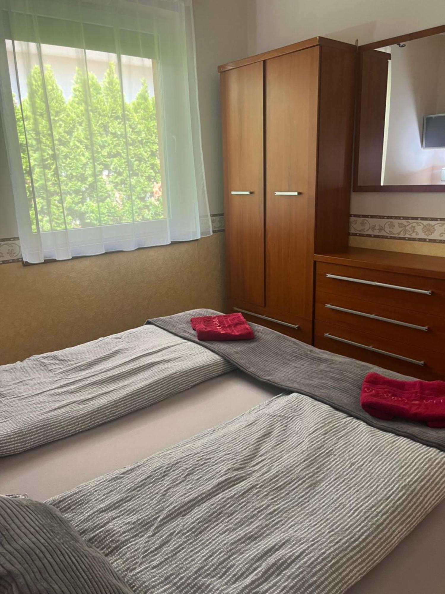 Villa Gracia Patince Eksteriør billede