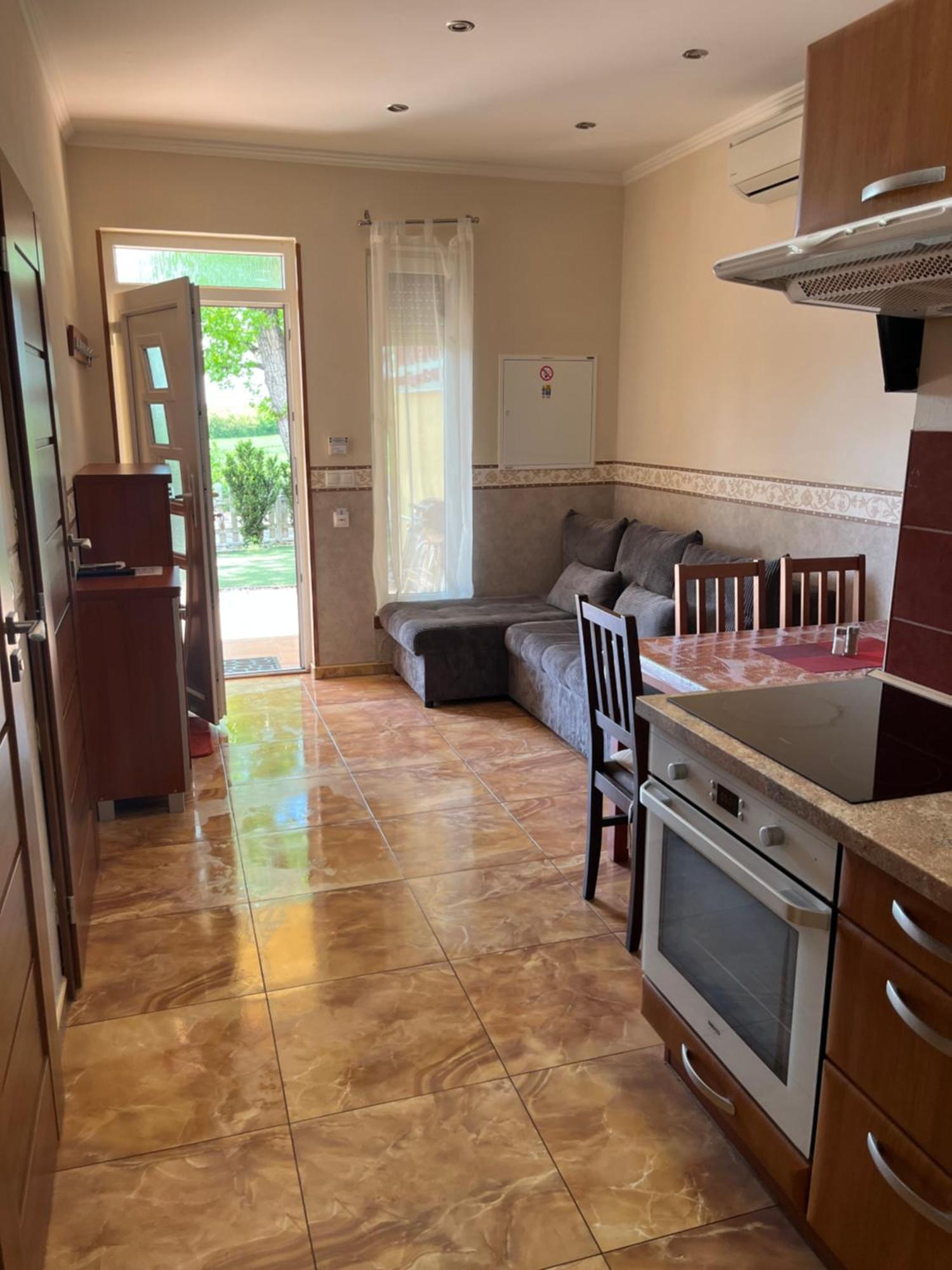 Villa Gracia Patince Eksteriør billede